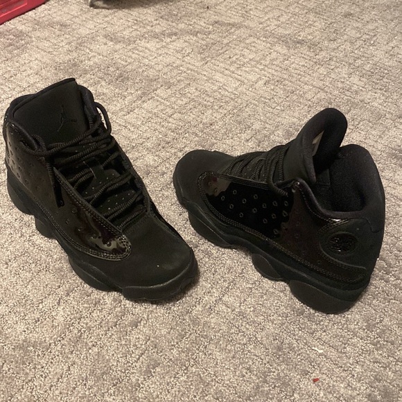 Jordan 13s size 4.5Y - Picture 2 of 5